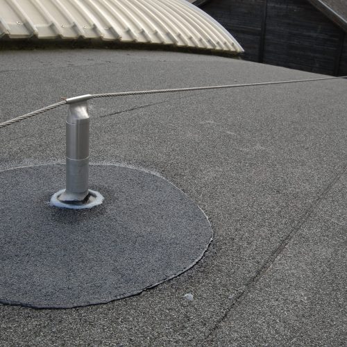 leeflijn op plat dak als valbeveiliging