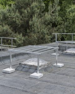 hekwerk op plat dak
