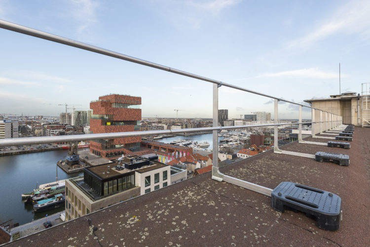 hekwerk op dak