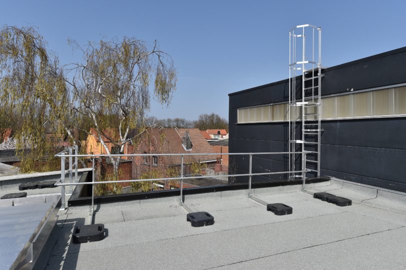 dakhekwerk als valbeveiliging op plat dak