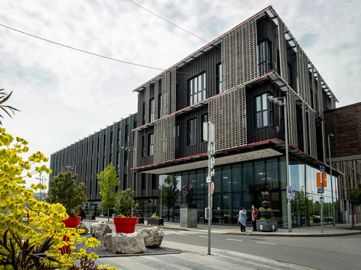 kantoorgebouw-administratief-centrum-la-louviere
